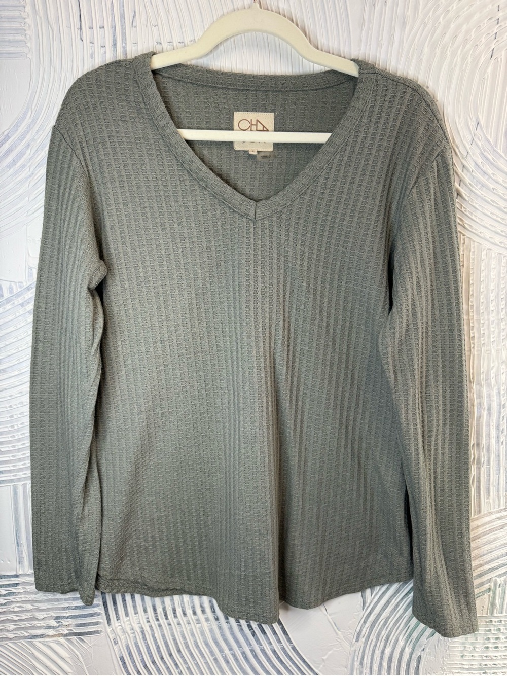 Chaser Women's Sage Green V-Neck Waffle Knit Top